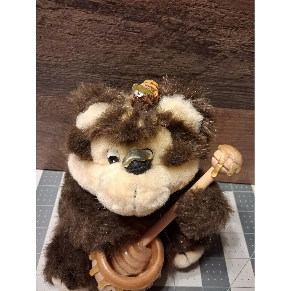 Orzek Honey Bear Plush stirring wooden pot 1997